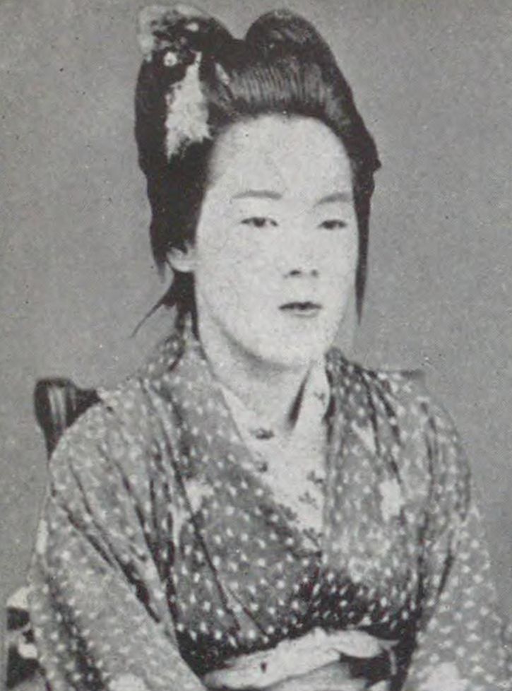 Portrait of YOSANO Akiko2