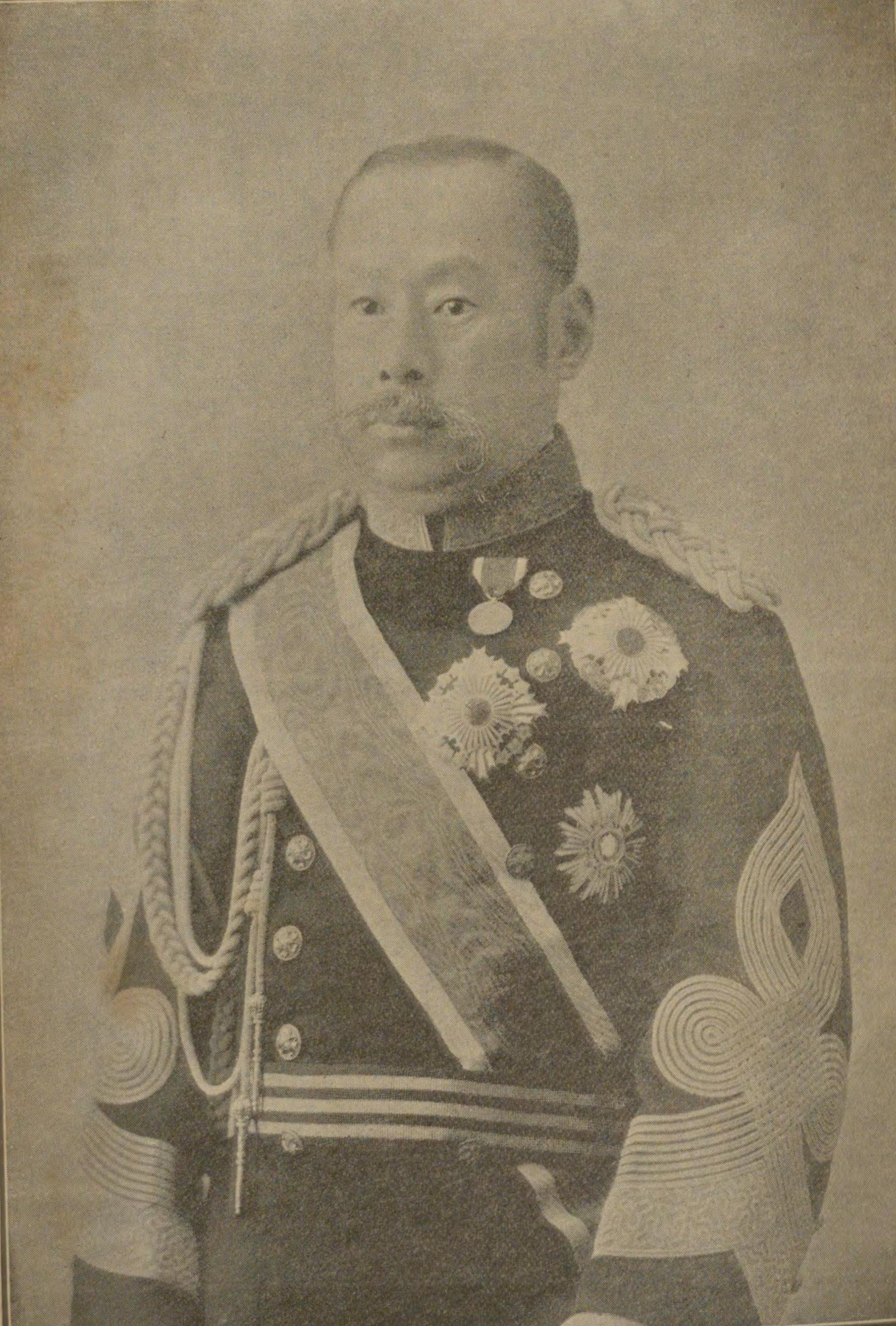 Portrait of Prince Taruhito3